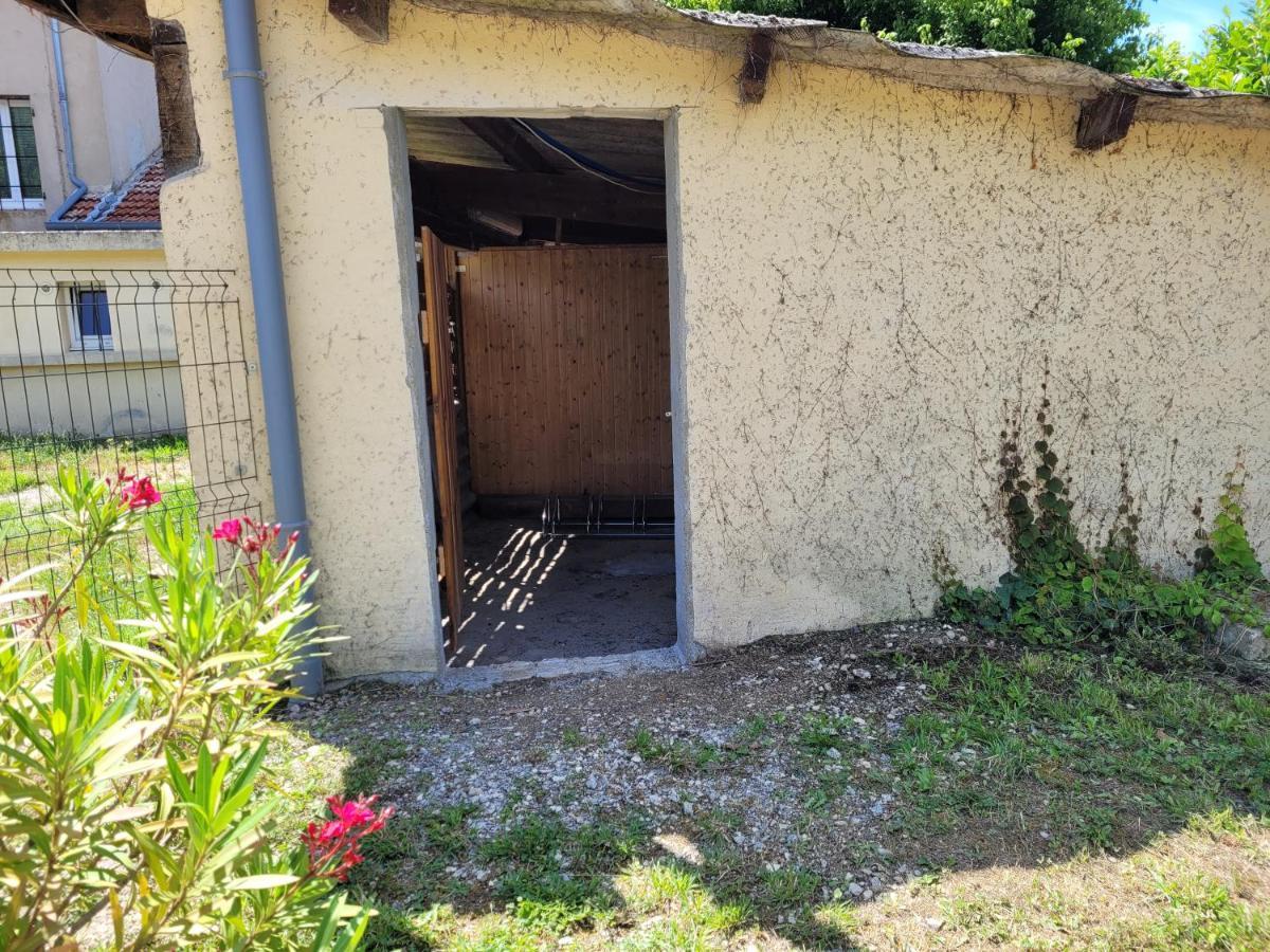 Chambres D'Hotes Le Cedre Bleu Saint-Lattier Kültér fotó