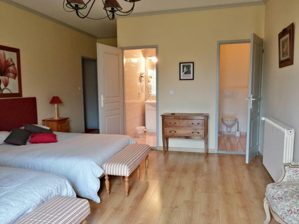 Chambres D'Hotes Le Cedre Bleu Saint-Lattier Kültér fotó